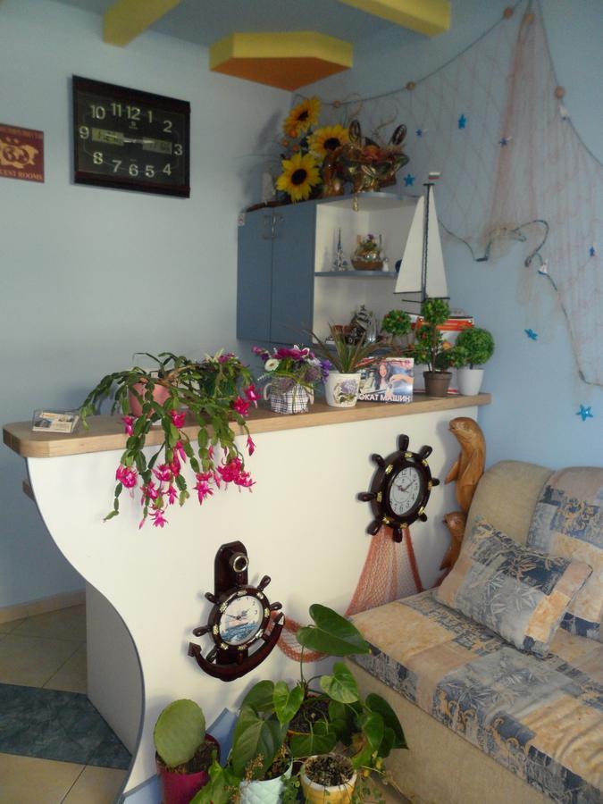 Sianie Guest House Ravda Buitenkant foto