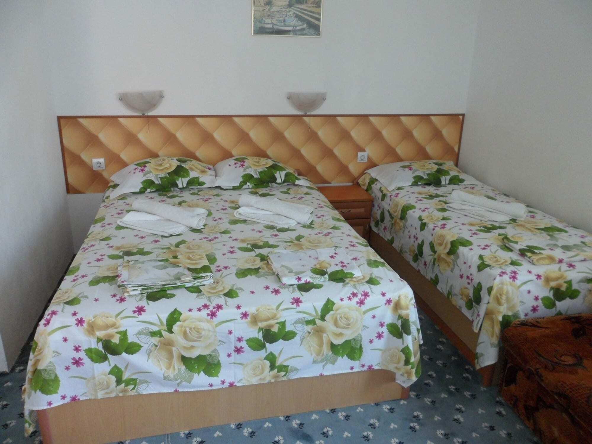 Sianie Guest House Ravda Buitenkant foto
